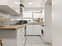 Недвижимость Hampson Way: 7