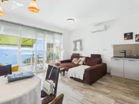 Недвижимость Трёхкомнатная квартира Центр: 1