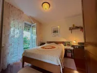 Недвижимость Трехкомнатная квартира, Центр: 15