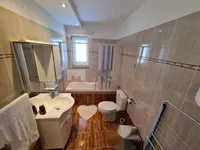 Недвижимость Четырехкомнатная квартира, Опатия: 12