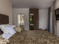 Недвижимость Семейный дом 225 м², Центр: 12