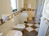 Недвижимость Четырехкомнатная квартира Центр: 8