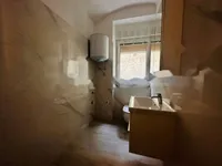 Недвижимость Четырехкомнатная квартира: 3