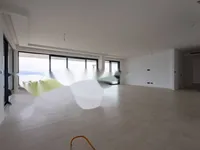 Недвижимость Четырехкомнатная квартира в центре: 3