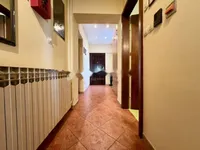 Недвижимость Четырехкомнатная квартира : 7