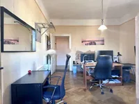 Недвижимость Трёхкомнатная квартира, Центр: 4