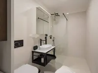 Недвижимость Четырехкомнатная квартира: 23