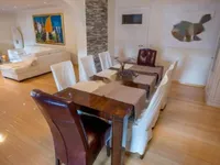 Недвижимость Трёхкомнатная квартира в Центре: 1