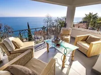 Недвижимость Четырехкомнатная квартира в центре Опатии: 2