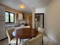 Недвижимость Трехкомнатная квартира Побрии: 3