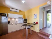 Недвижимость Семейный дом 330 м², Запад: 19