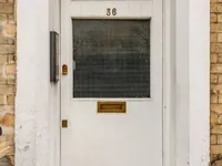 Недвижимость Newark Street: 2