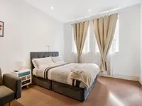 Недвижимость Bernhard Baron House, Henriques Street: 10