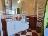 Недвижимость Двухэтажный дом с садом: 27