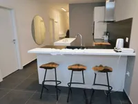 Недвижимость Двухкомнатная квартира в Центре: 17