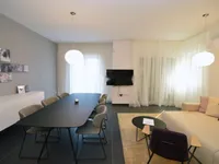 Недвижимость Двухкомнатная квартира в Центре: 19