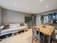 Недвижимость Gauden Road: 7