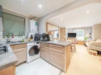 Недвижимость Gauden Road: 10