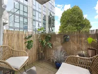 Недвижимость Highgate Hill: 4