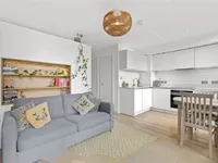 Недвижимость Highgate Hill: 10