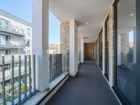 Недвижимость Fairbridge Road: 4