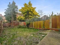 Недвижимость Harlesden Gardens: 5