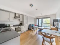 Недвижимость Rothsay Street: 7