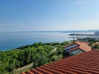 Недвижимость Дом в Изоле: 1