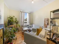 Недвижимость Tabard Street: 12