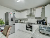 Недвижимость Ainsworth Close: 9