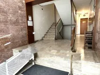 Недвижимость Трехкомнатная квартира, Центр: 20