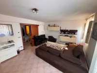 Недвижимость Трёхкомнатная квартира в Гориции: 6