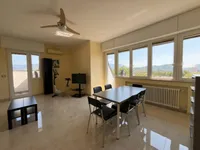 Недвижимость Трёхкомнатная квартира в центре Горизии: 2