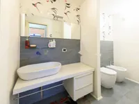 Недвижимость Квартира на улице Грабизио: 8