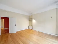 Недвижимость —: 4