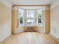 Недвижимость —: 11