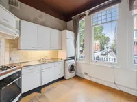 Недвижимость —: 18