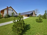 Недвижимость Усадьба на холме в окружении природы.: 2