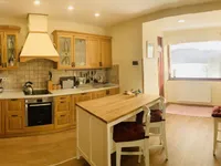 Недвижимость Усадьба на холме в окружении природы.: 12