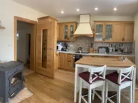 Недвижимость Усадьба на холме в окружении природы.: 14