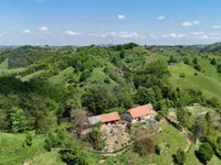 Недвижимость Усадьба Верхняя Лесковец, Велика Варница.: 2