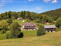 Недвижимость Усадьба, ферма Сеново, Доброва.: 1