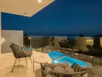 Недвижимость Семейный дом 183 м², нов.: 20