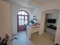 Недвижимость Квартира на первом этаже, Побри: 9