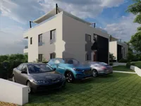 Недвижимость Четырёхкомнатная квартира: 4