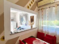 Недвижимость Двухкомнатная квартира Ика: 6