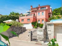 Недвижимость Семейный дом Опатия Центр: 1