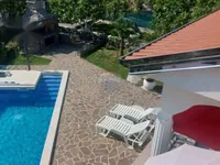 Недвижимость Семейный дом Побри, Опатия: 2