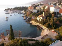 Недвижимость Трехкомнатная квартира Центр: 22