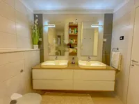 Недвижимость Четырехкомнатная квартира,Ичичи: 24